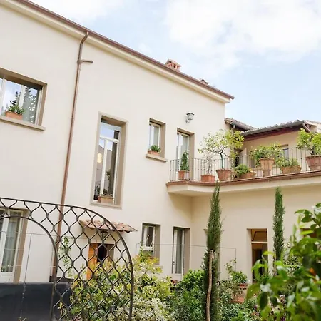 Clara - Terrace Among Lemon Trees Appartement *